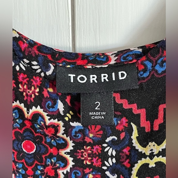 NWOT TORRID Ava Soft-Stretch Challis Camis, Size 2 - Picture 6 of 6